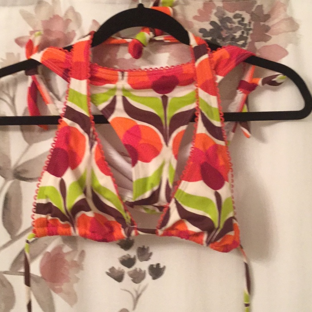 NWOT Swimsuit juniors M